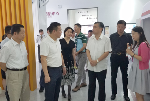 江苏省政协
