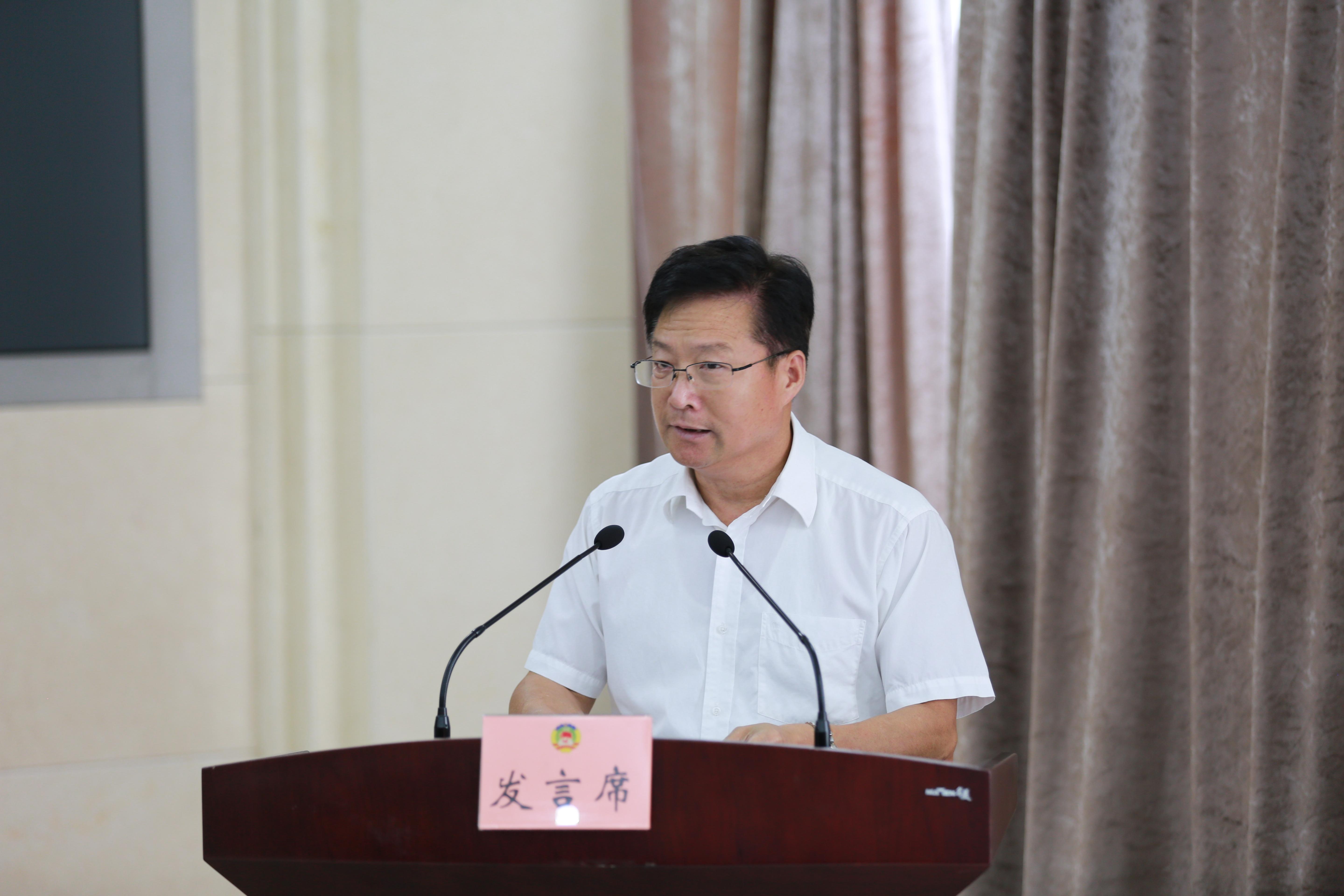 市政协副主席吉子俊,孙晓阳,陶光辉,王莉莉,邱华康,秘书惩趵蚶蛘
